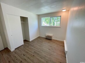 330 E 700 S, Unit L306 in Salt Lake City, UT - Building Photo - Building Photo