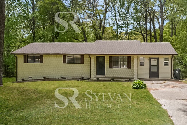 3035 Chapel Hill Rd in Douglasville, GA - Building Photo - Building Photo