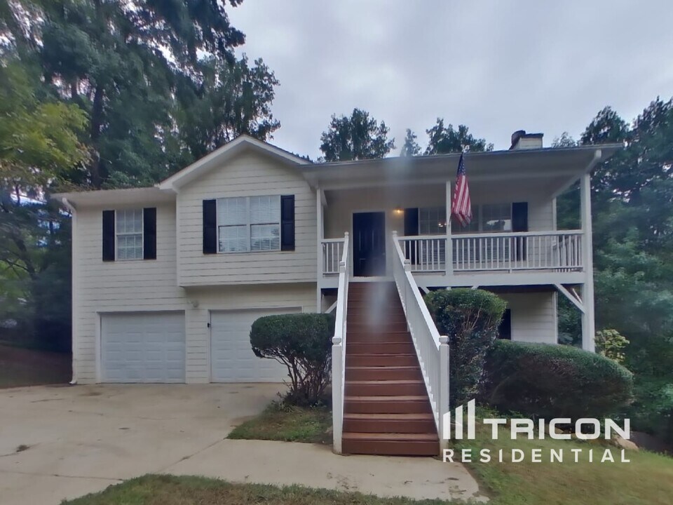 67 Michelle Ln in Hiram, GA - Building Photo