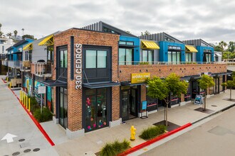 Cedros Gardens in Solana Beach, CA - Building Photo - Building Photo