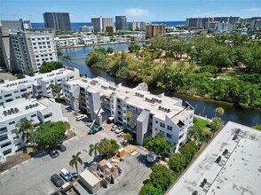 2850 NE 14th St in Pompano Beach, FL - Foto de edificio - Building Photo