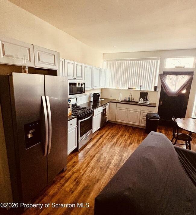 property at 517 Delaware Ave