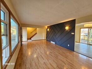 2408 22nd St NW in Rochester, MN - Foto de edificio - Building Photo