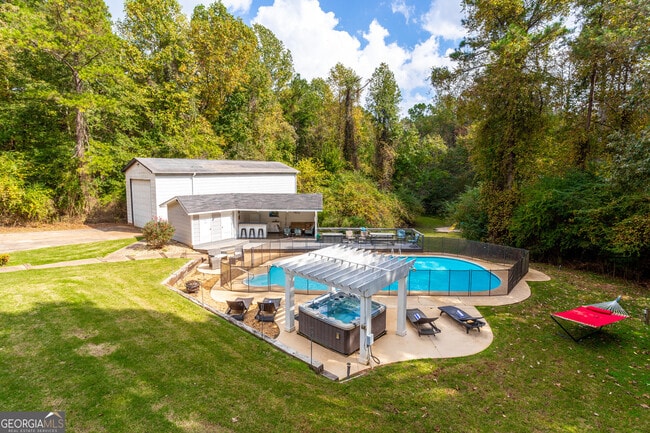 property at 175 Highland Hills Rd