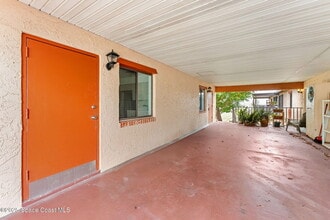 251 San Juan Cir in Melbourne, FL - Building Photo - Building Photo