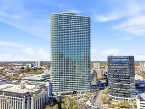 400 Central Ave in St. Petersburg, FL - Building Photo - Building Photo