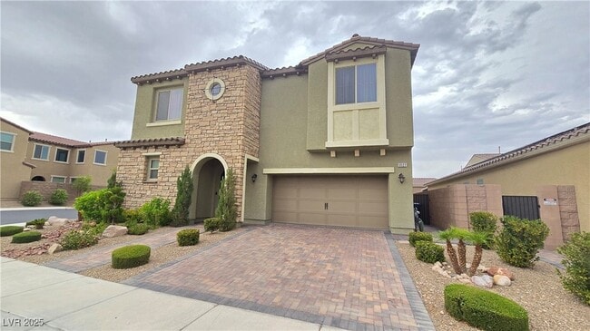 property at 1027 Whitworth Ave