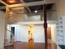 262 Main St in Little Falls, NJ - Building Photo