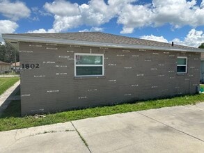 1802 W House St in Plant City, FL - Building Photo - Building Photo