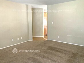 811 E Hillview Cir in Mesa, AZ - Building Photo - Building Photo
