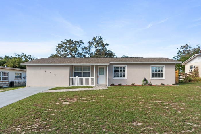 1415 Lake View Rd in Lake Wales, FL - Building Photo