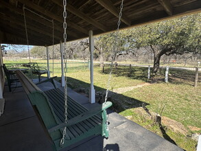 2701 Co Rd 117 in Mingus, TX - Foto de edificio - Building Photo