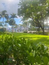 100 Royal Palm Way in Boca Raton, FL - Building Photo - Building Photo