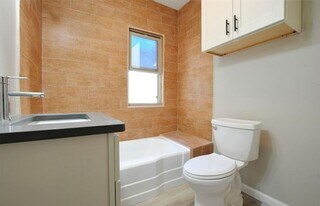 114-116 N 38th St in Omaha, NE - Building Photo