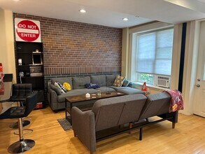 273 Webster St in Boston, MA - Building Photo - Building Photo