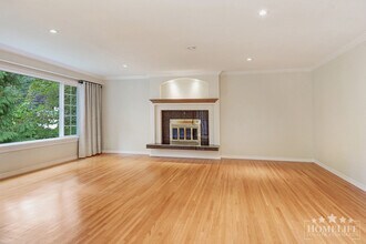 5674 Abbey Dr in Delta, BC - Building Photo - Building Photo