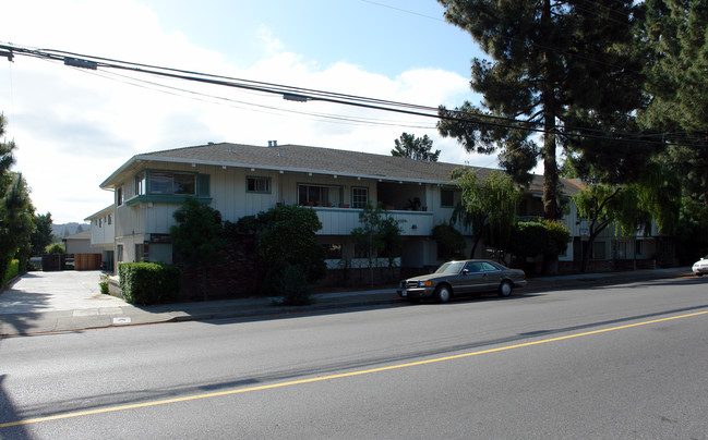 University Terrace Apartments in Los Gatos, CA - Building Photo - Building Photo