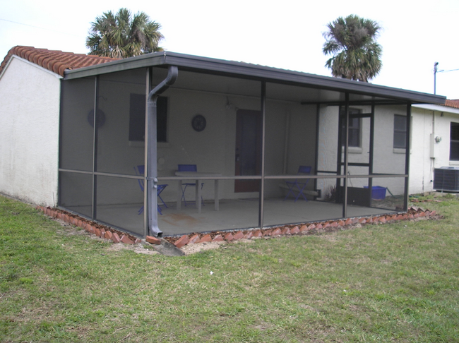 614 Flamingo Dr in Ormond Beach, FL - Building Photo - Building Photo