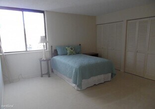 1100 Clarendon St in Fayetteville, NC - Building Photo - Building Photo