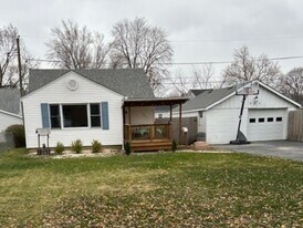 731 2nd Ave in Morris, IL - Building Photo