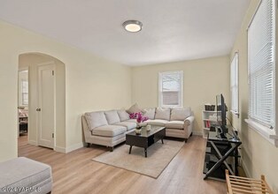 508 2nd Ave in Zillah, WA - Building Photo - Building Photo