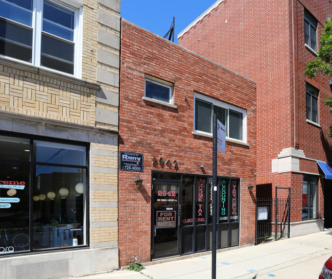 2942 W Montrose Ave in Chicago, IL - Building Photo - Building Photo