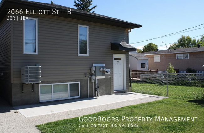 2066 Elliott St in Regina, SK - Building Photo - Building Photo