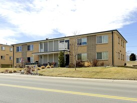 Oak Street Apartments in Lakewood, CO - Building Photo
