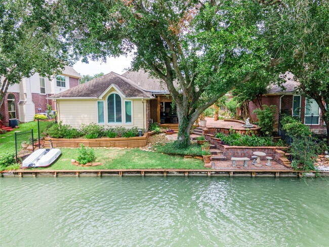 property at 1247 Misty Lake Ct