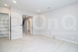 901 S Smith Rd in Tempe, AZ - Building Photo - Building Photo