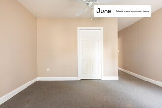 Private bedroom in 4 bed/2 bath Home in Boston, MA - Building Photo - Building Photo