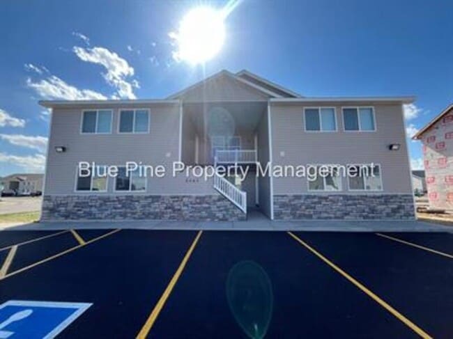 property at 3565 E Gample Ave