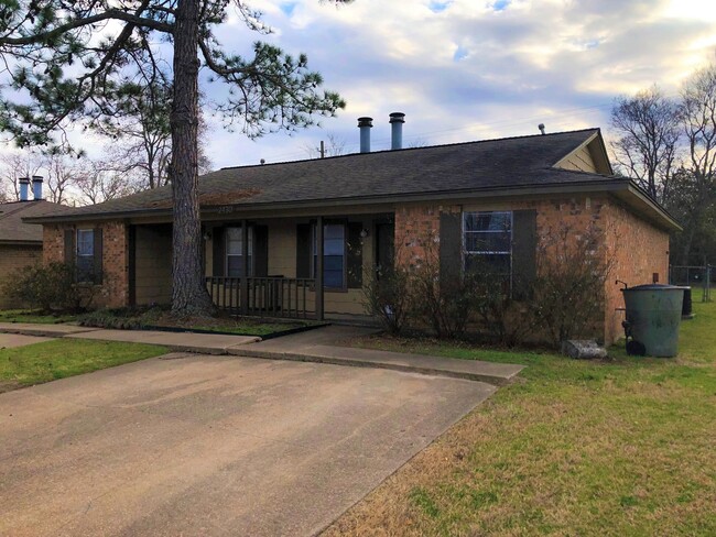 property at 2430 Pecan Ridge Dr