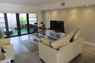 3510 Magellan Cir in Aventura, FL - Building Photo - Building Photo