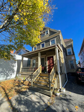 53 Elmwood Ave, Unit 4 in Buffalo, NY - Building Photo - Building Photo