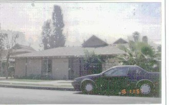 3036 E Topaz Ln in Fullerton, CA - Building Photo
