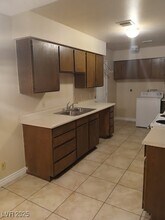 1913 Allen Ave in Henderson, NV - Building Photo - Building Photo