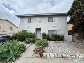 12717 Cranbrook Ave in Hawthorne, CA - Building Photo