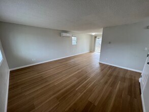 3100 Juanipero Way in Medford, OR - Building Photo - Building Photo