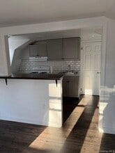 49 S Lawn Ave in Elmsford, NY - Building Photo - Building Photo