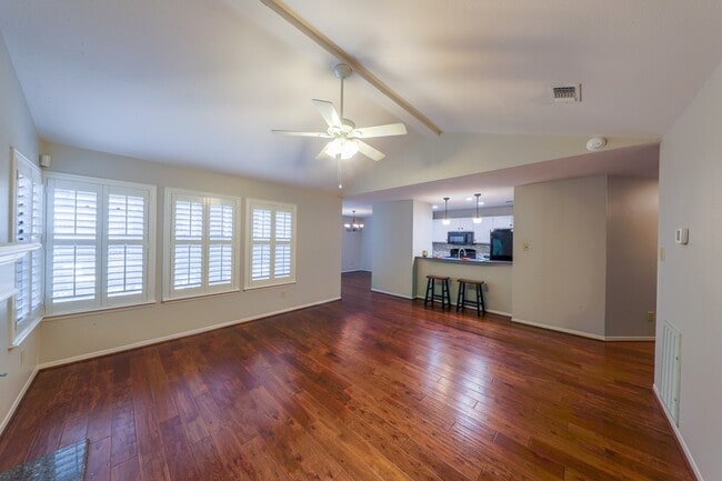 70 Cokeberry Ct in Spring, TX - Building Photo - Building Photo