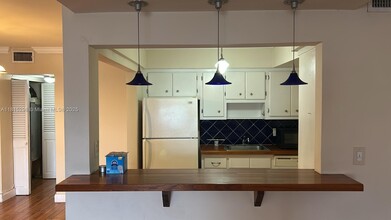 11855 NE 19th Dr in North Miami, FL - Building Photo - Building Photo