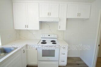 491 Serento Cir in Thousand Oaks, CA - Building Photo - Building Photo