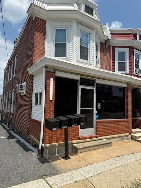 2911 Lancaster Ave in Wilmington, DE - Building Photo