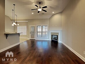 1484 Whistle Cove in Horn Lake, MS - Building Photo - Building Photo