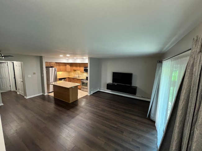 801 S Dwyer Ave in Arlington Heights, IL - Building Photo - Building Photo