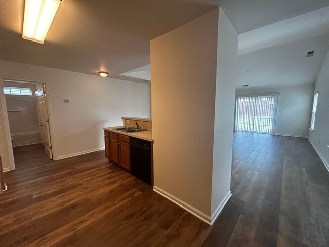 908 Swearngan Ridge Ct in Charlotte, NC - Building Photo - Building Photo