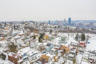 1740 Arlington Ave in Pittsburgh, PA - Building Photo - Building Photo