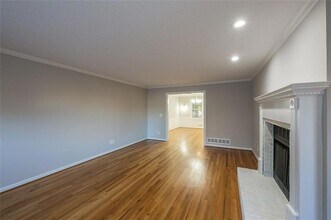 4648 Calumet Cir NW in Duluth, GA - Foto de edificio - Building Photo