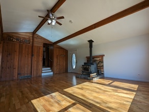 320 Beaver Creek Rd in Fairplay, CO - Foto de edificio - Building Photo